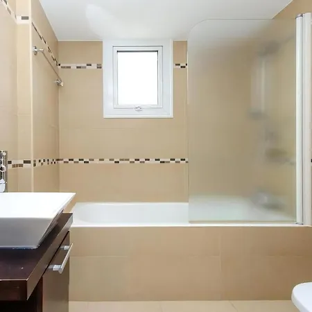 Villa Petra Aq Pv5 فيلة