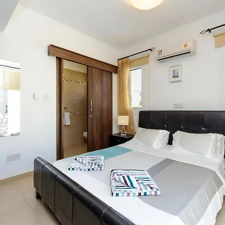 فيلة Villa Petra Aq Pv5 *